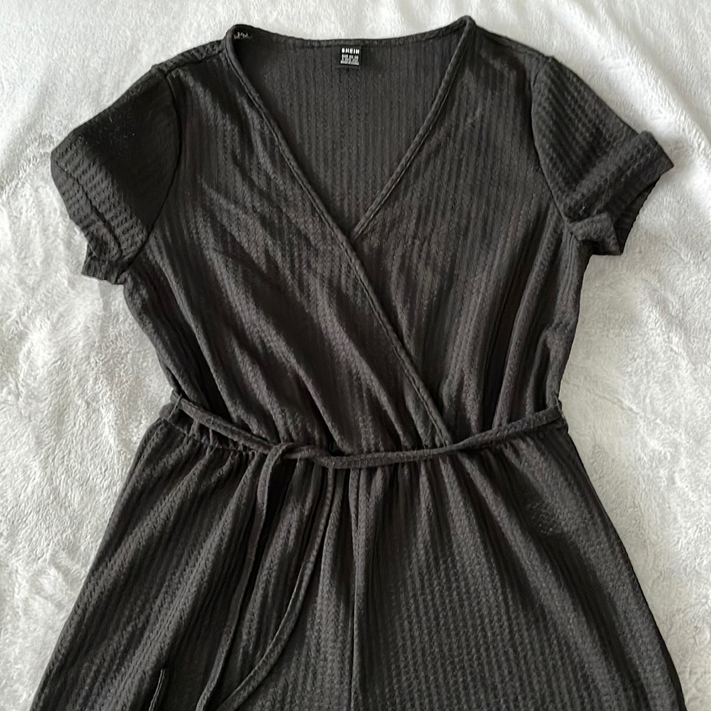 SheIn jumpsuit L